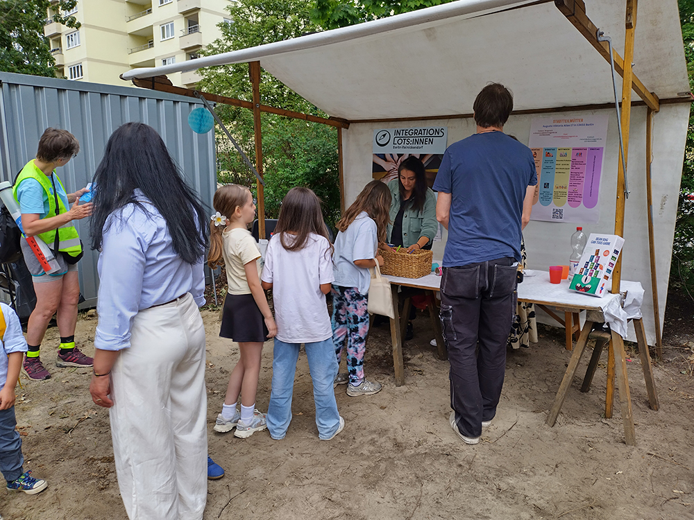 Stand auf dem AVA-Kiezfest 2025