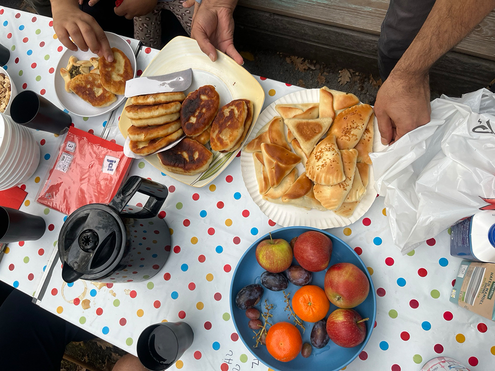 Foto mit Teigtaschen, die anlässlich der Interkulturellen Wochen hergestellt wurden